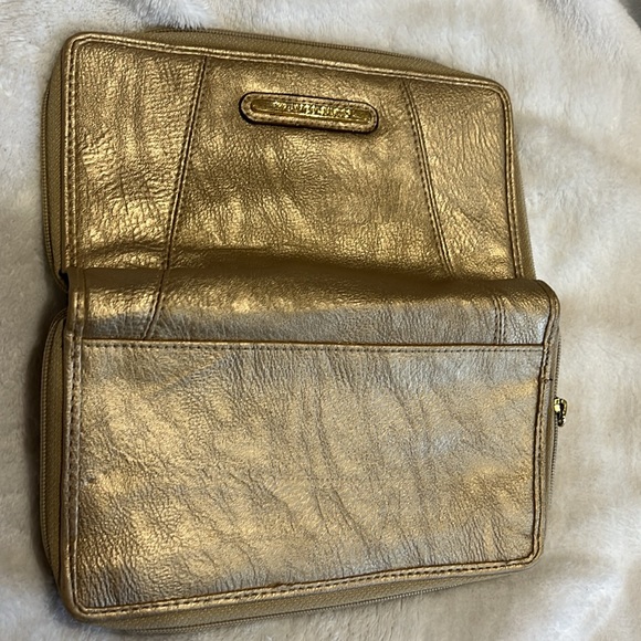 Gold metallic double zipper wallet - Picture 6 of 6